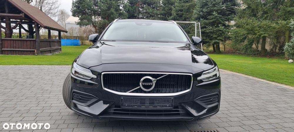 Volvo V60 D3 Momentum Pro - 2