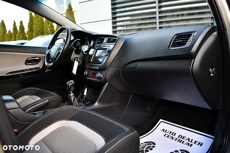 Kia Ceed 1.6 GDI Platinum Edition - 6