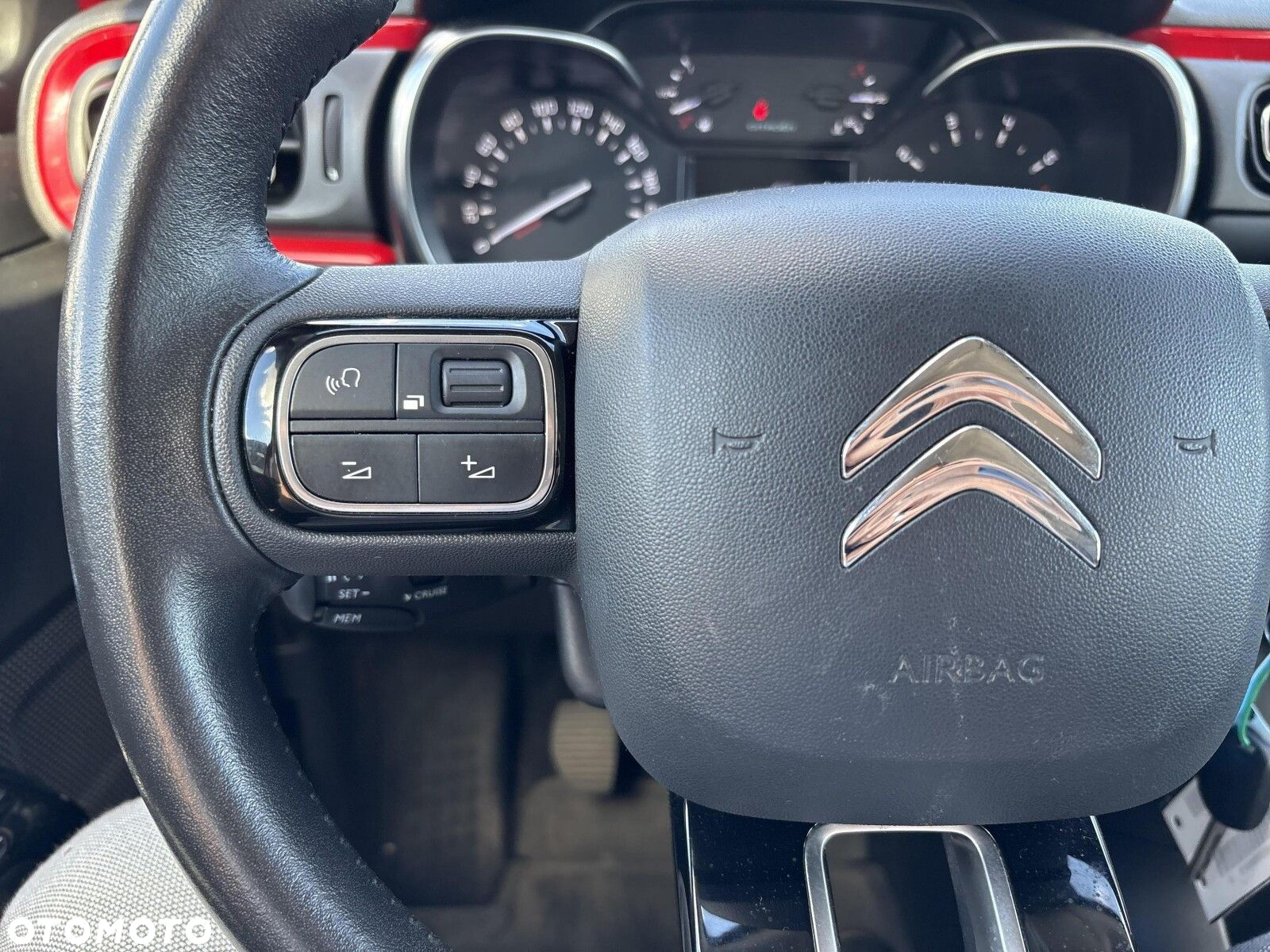 Citroën C3 1.2 PureTech Shine - 17