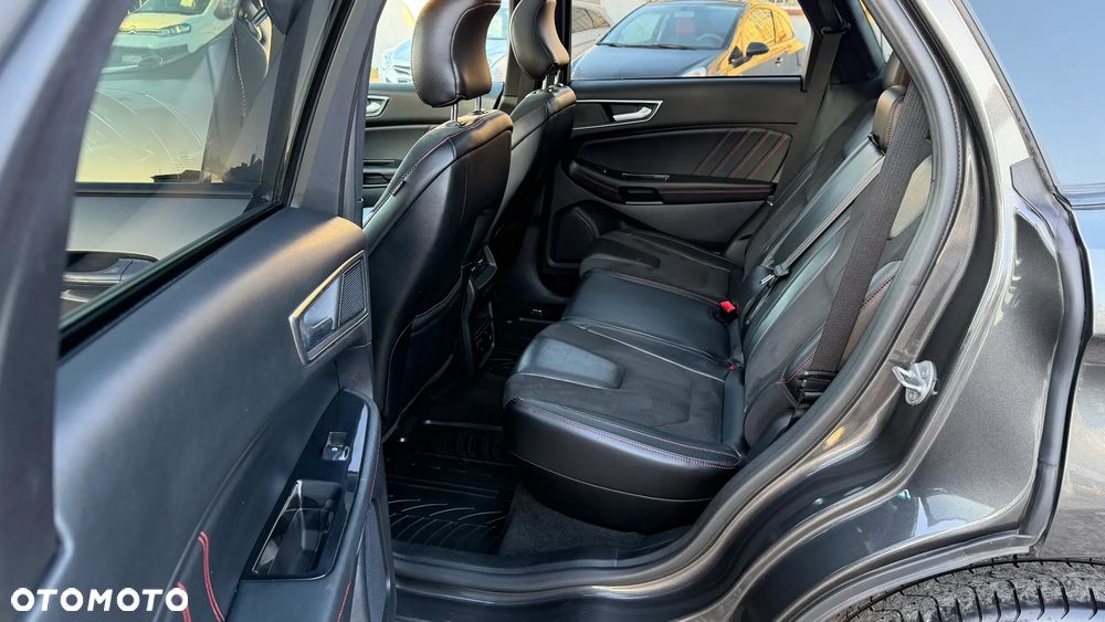 Ford Edge 2.0 EcoBlue Bi-Turbo 4x4 ST-LINE - 32