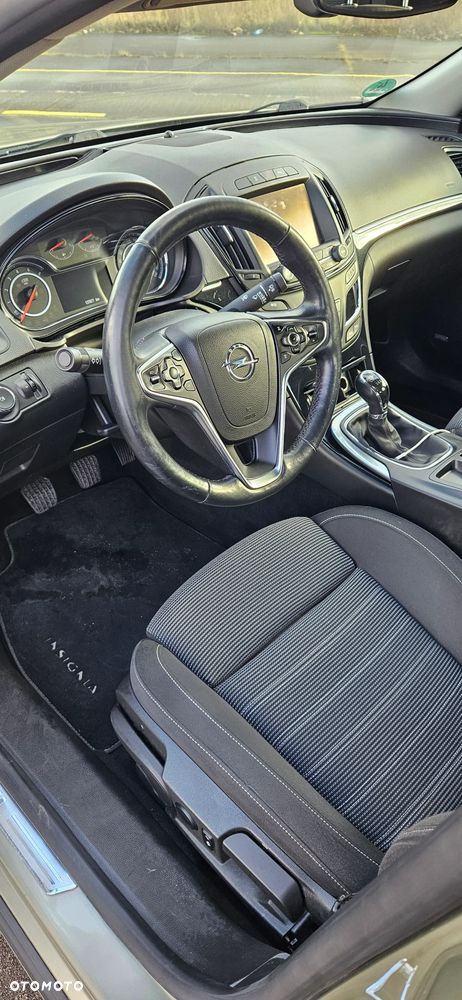 Opel Insignia - 9