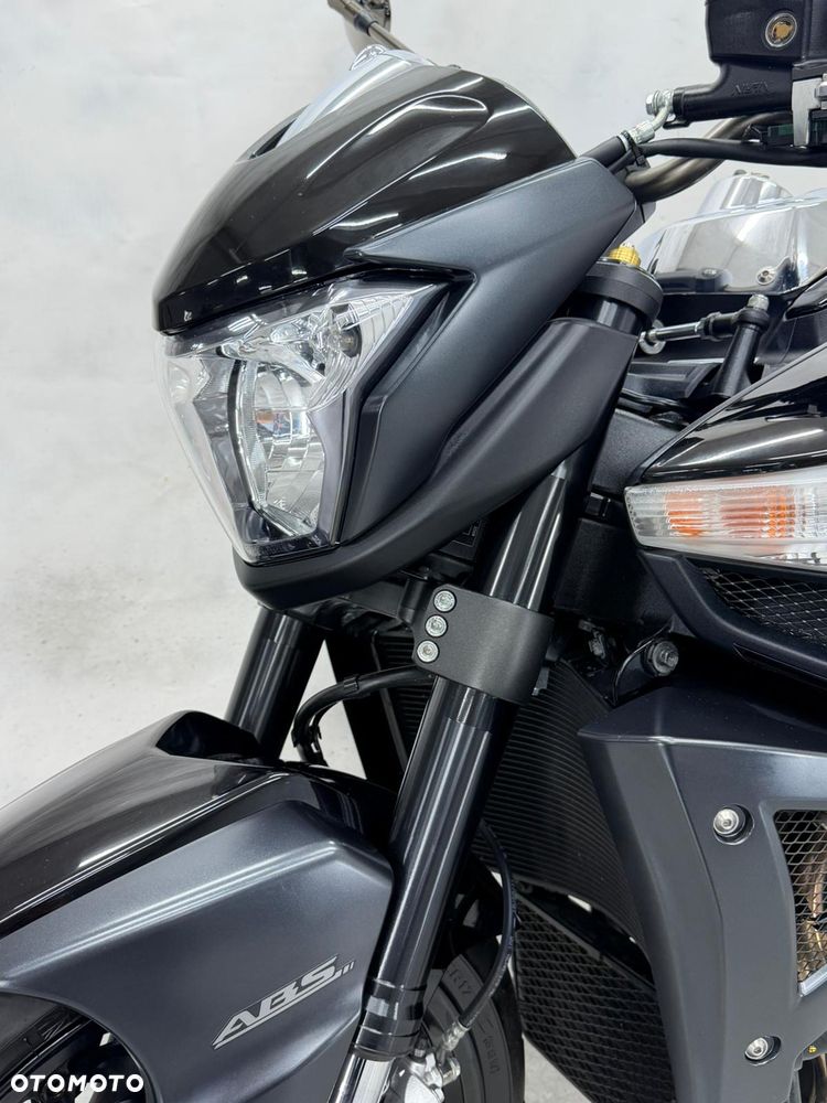 Suzuki GSX - 21