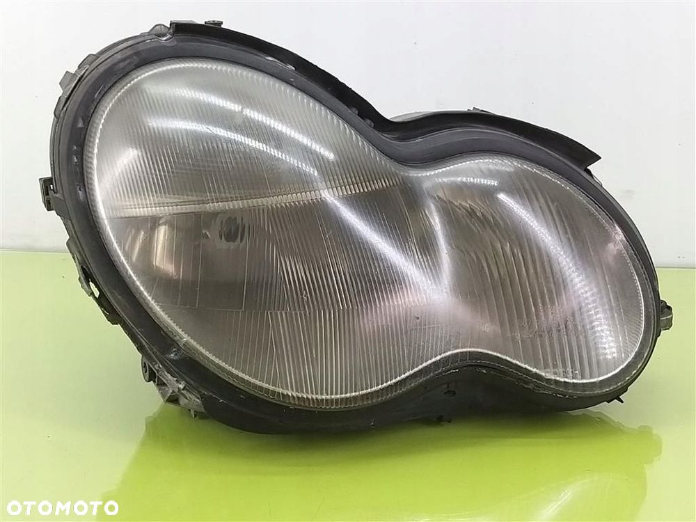 Reflektor lampa przód prawa Mercedes C-klasa C-klasa W203 2000-2007 BOSCH - 1