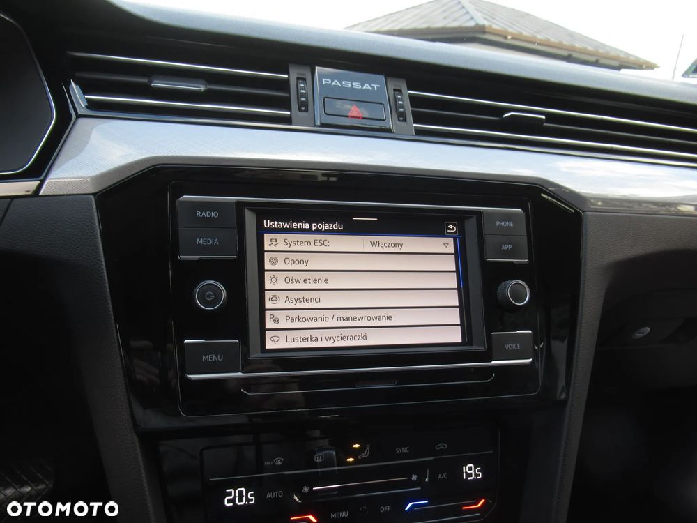 Volkswagen Passat 1.5 TSI EVO Business DSG - 20