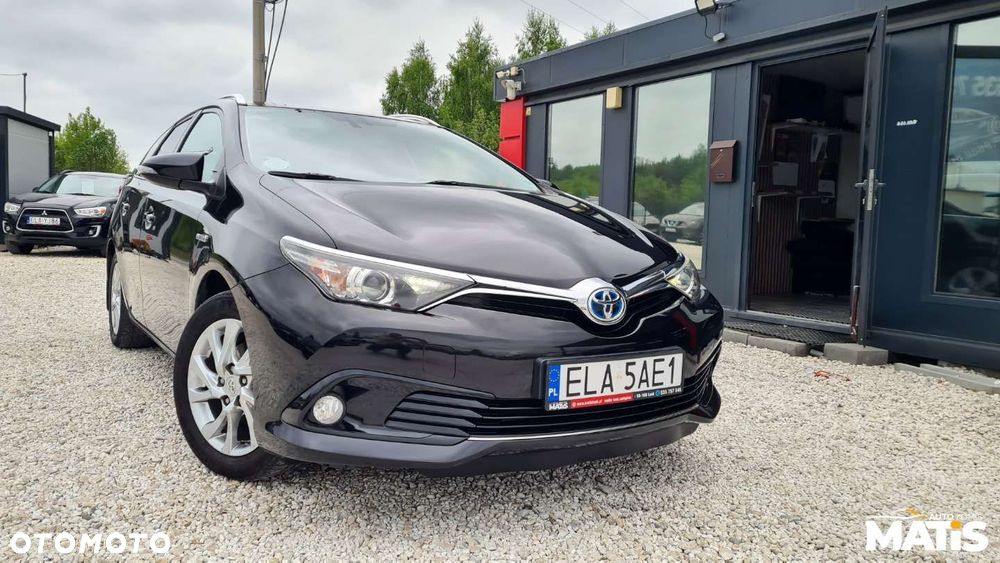 Toyota Auris - 11