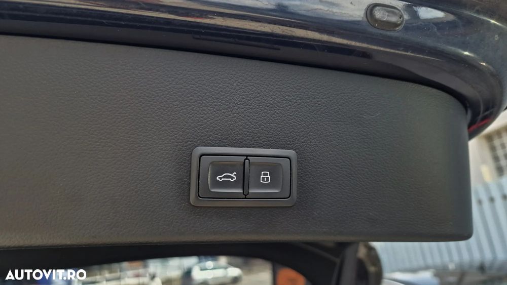 Audi A6 Avant 2.0 TDI Ultra DPF S tronic - 20