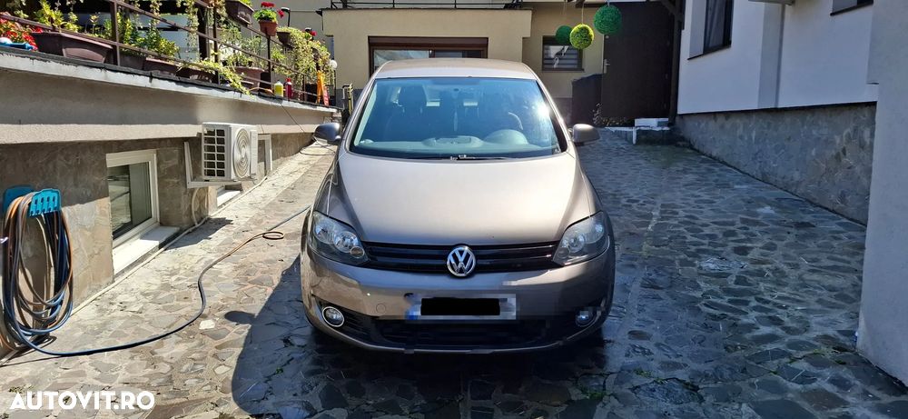 Volkswagen Golf Plus 1.6 TDI DPF Comfortline - 1
