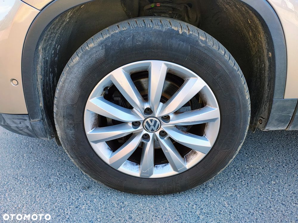 Volkswagen Tiguan - 28