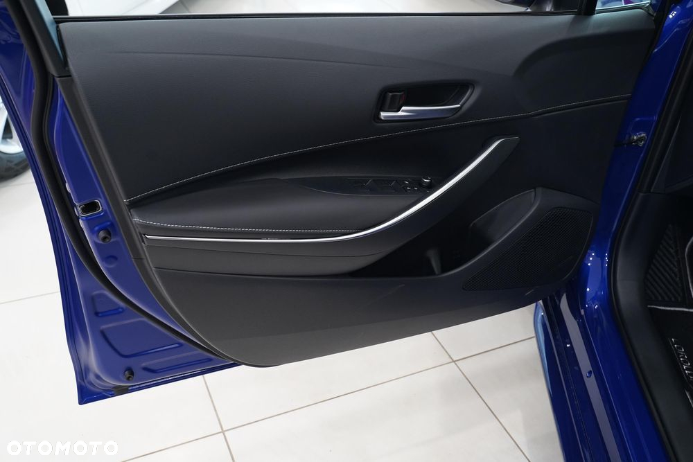 Toyota Corolla 2.0 Hybrid Executive - 10