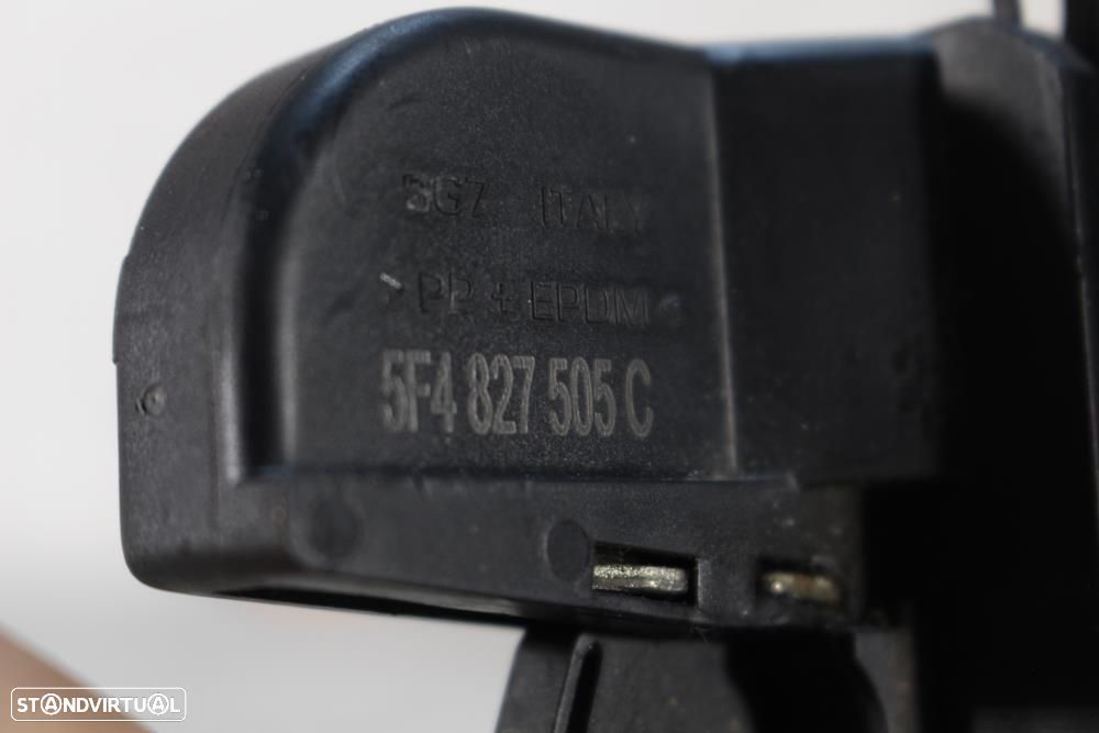 Fecho Da Mala Seat Leon (5F1)  5F4827505c / 5F4 827 505 C - 7