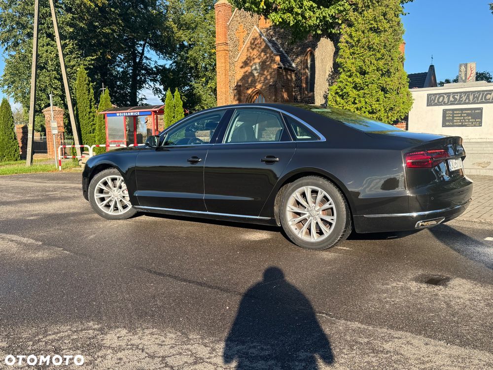 Audi A8 - 9