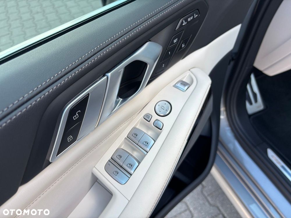 BMW X7 xDrive40d mHEV sport - 13