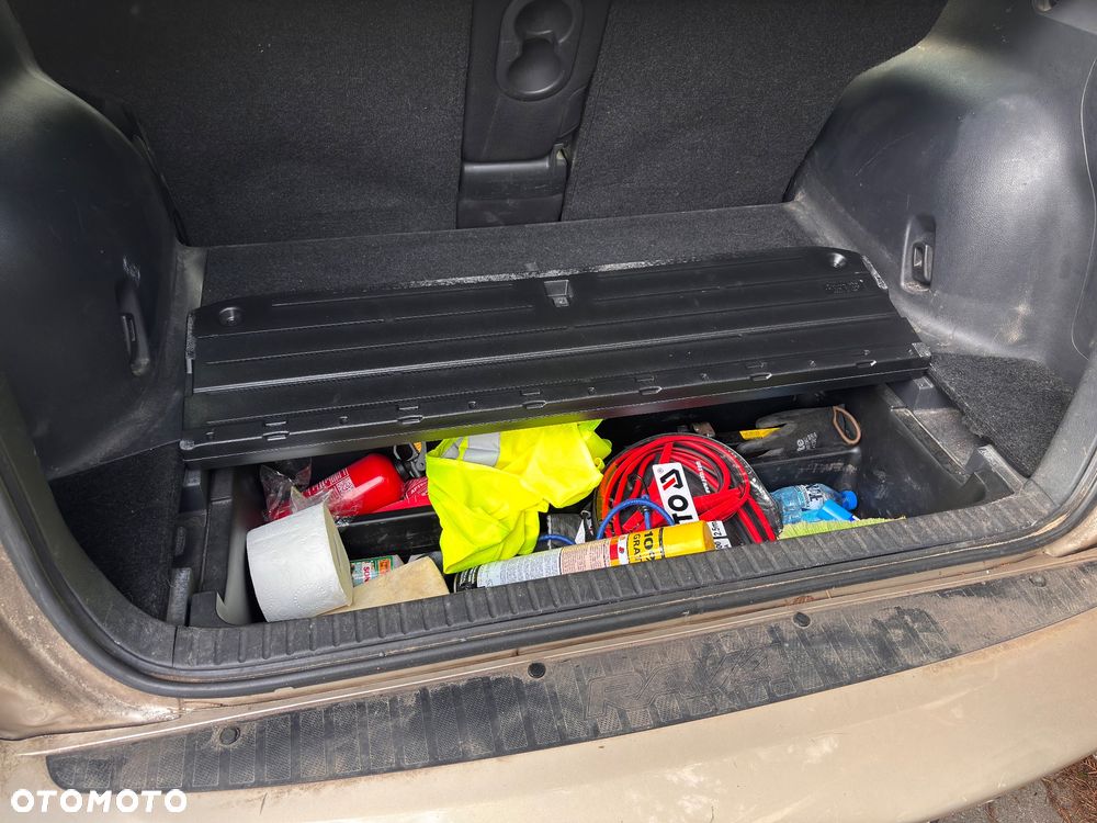 Toyota RAV4 - 26