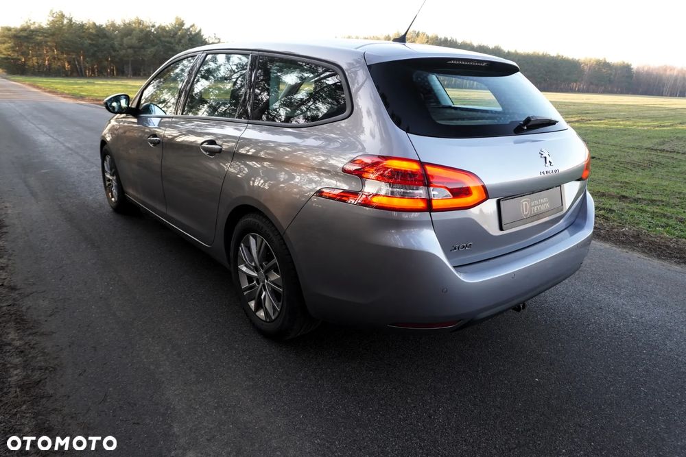 Peugeot 308 BlueHDi 130 Allure Pack - 15