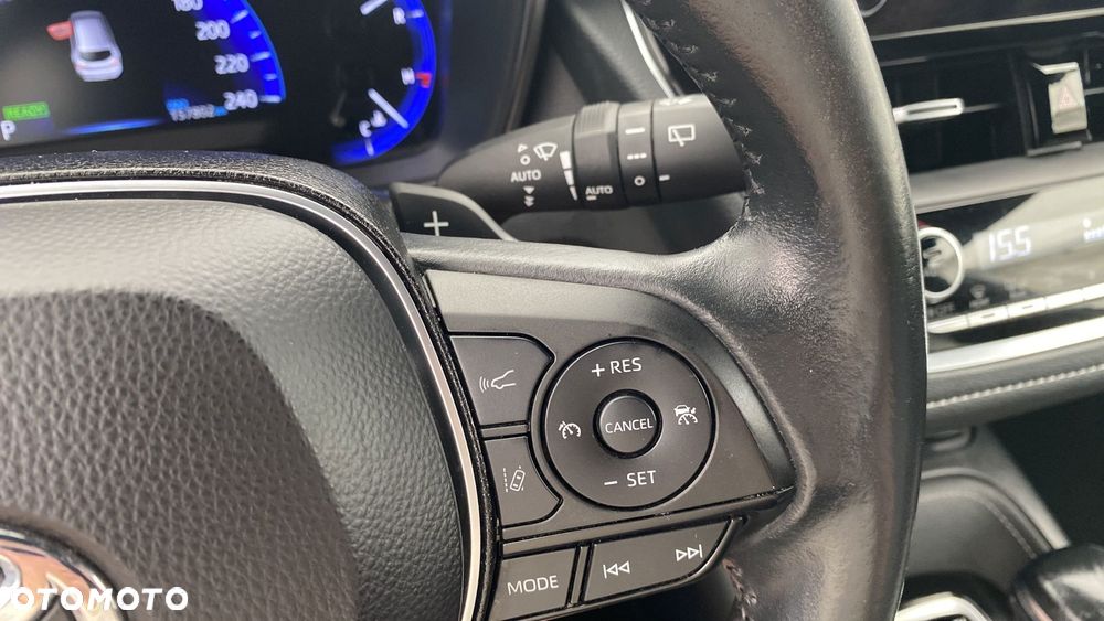 Toyota Corolla 2.0 Hybrid Trek - 19