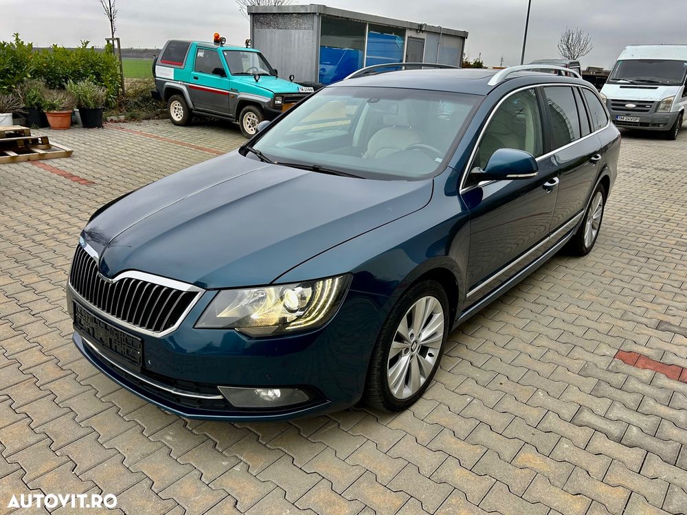 Skoda Superb 2.0 TDI DSG Exclusive - 2