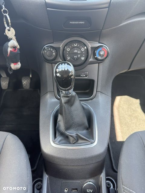 Ford Fiesta 1.25 SYNC Edition - 10