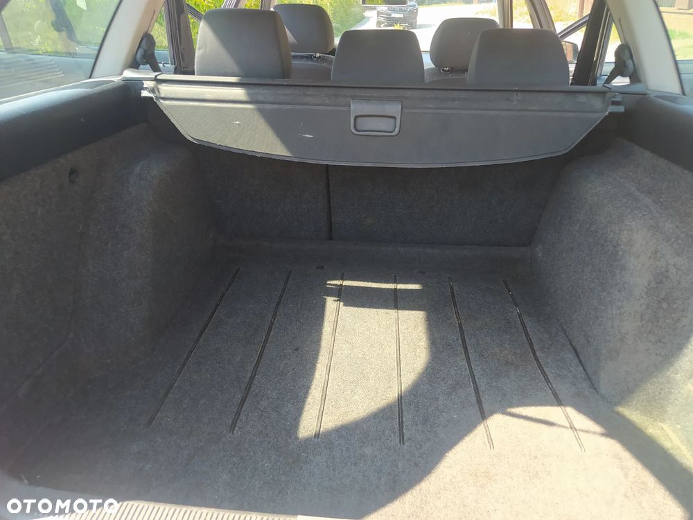 Skoda Octavia 1.9 TDI Tour - 9