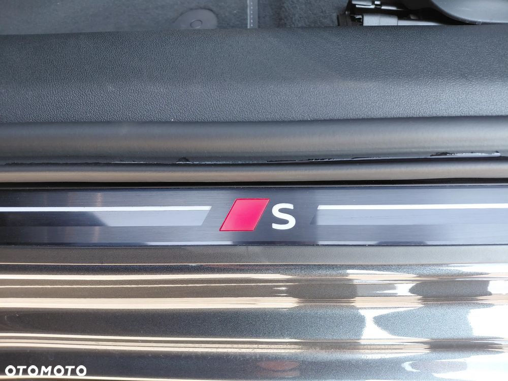 Audi A6 Avant e-Hybrid 270 kW Quattro S tronic - 13