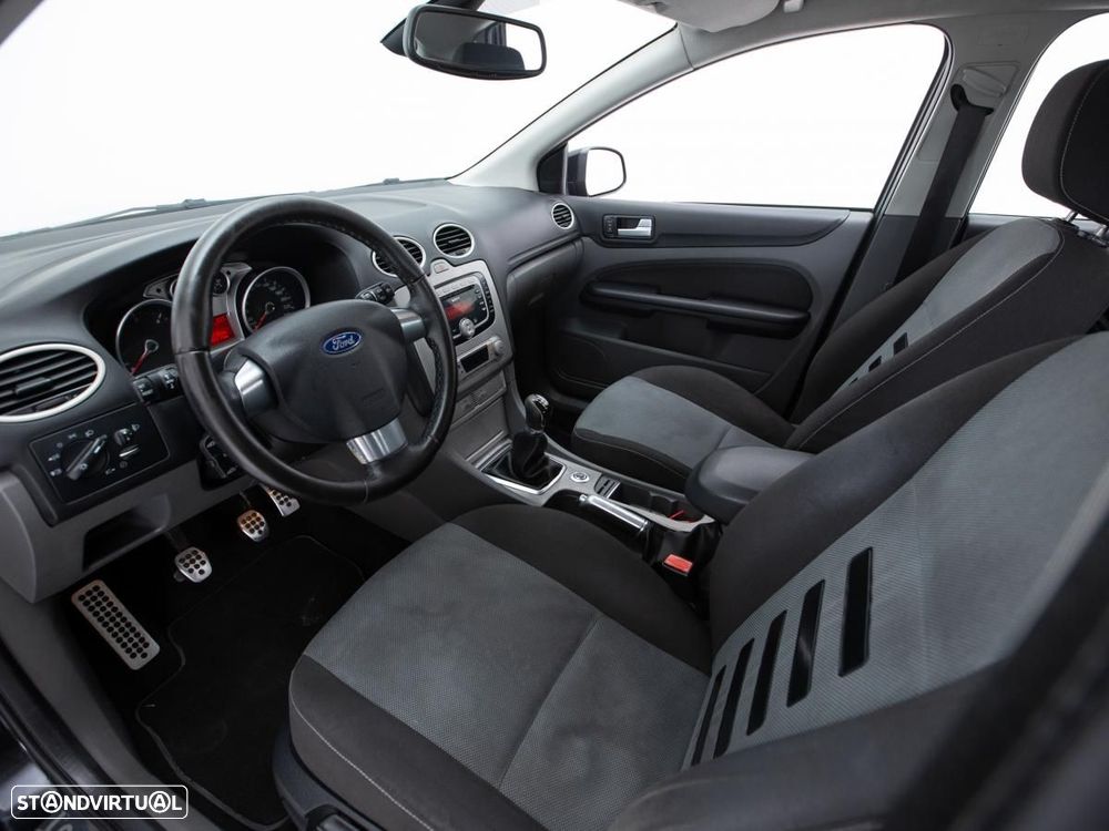 Ford Focus - 7