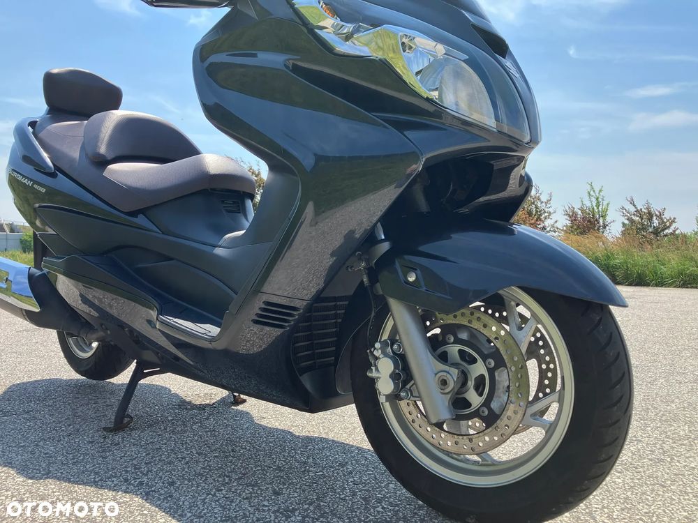 Suzuki Burgman - 8