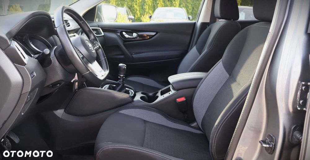 Nissan Qashqai - 14