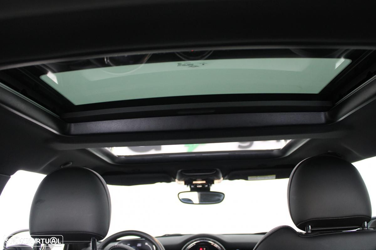 MINI 3 Portas Cooper SE Camden Edition - 9