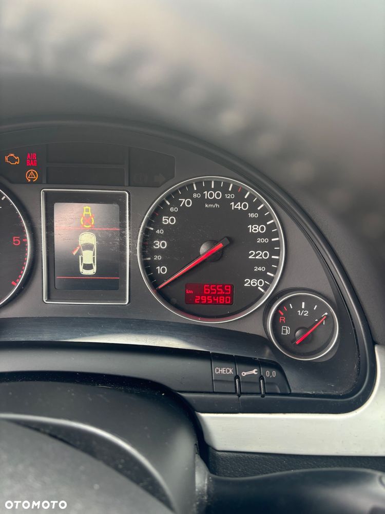 Audi A4 Avant 3.0 TDI DPF quattro - 6
