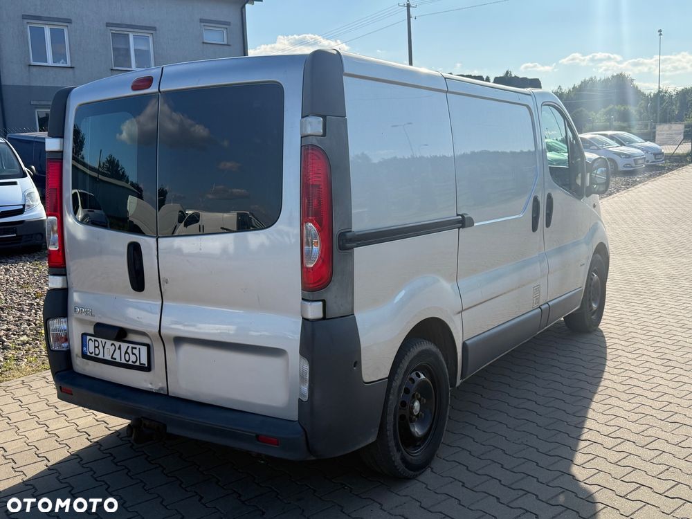 Opel Vivaro 2.0cdti 115KM klima zarejestrowany - 3