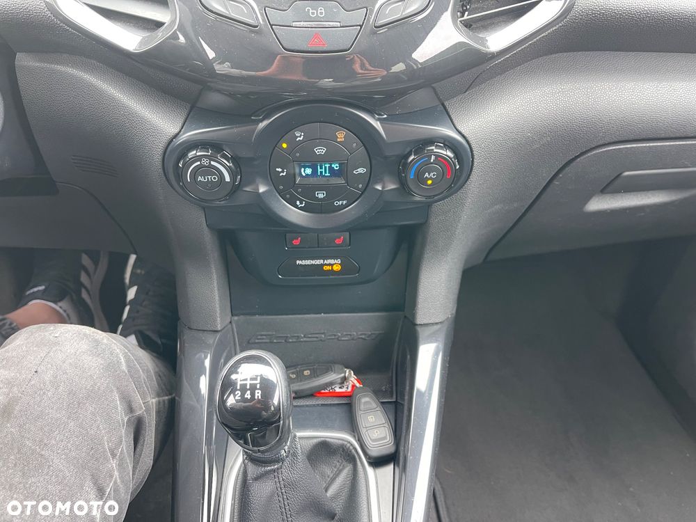 Ford EcoSport 1.0 EcoBoost COOL&CONNECT - 17