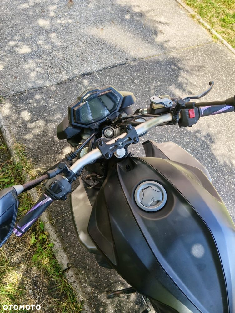 Yamaha MT - 8