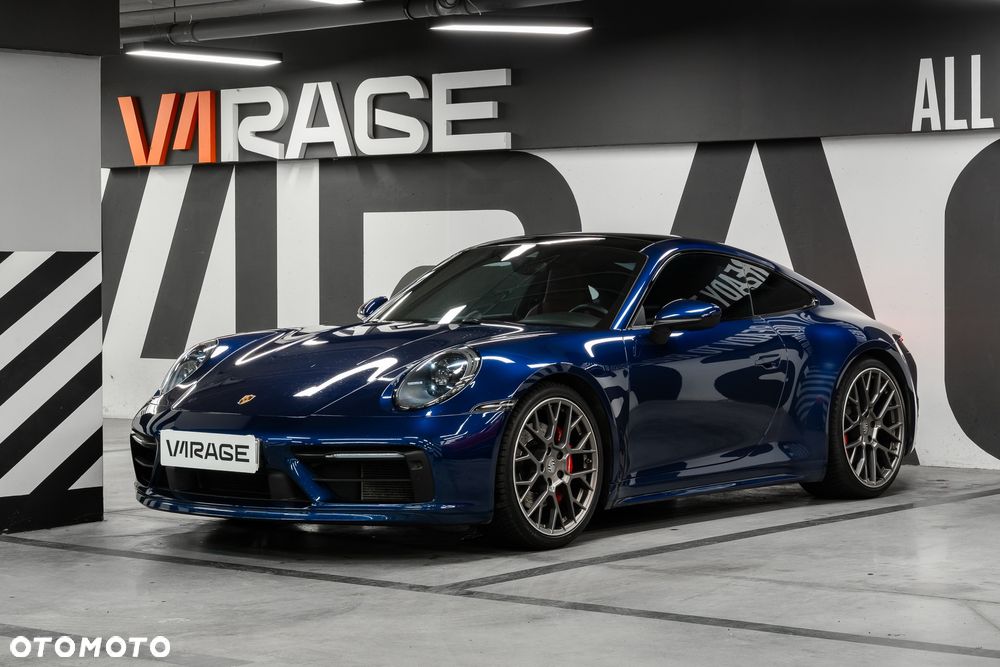 Porsche 911 Carrera 4S - 1