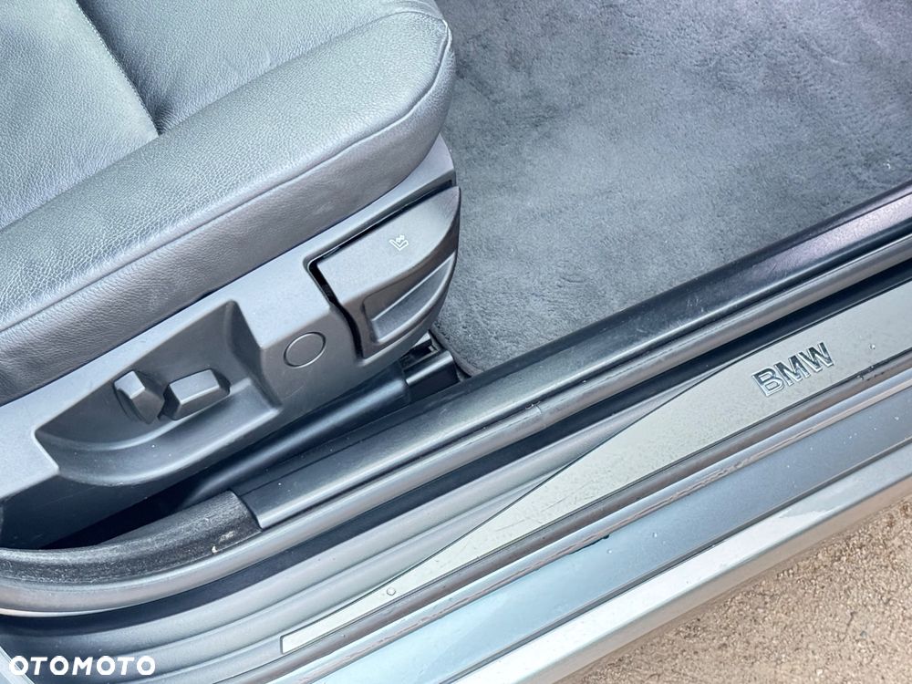 BMW Seria 5 - 36