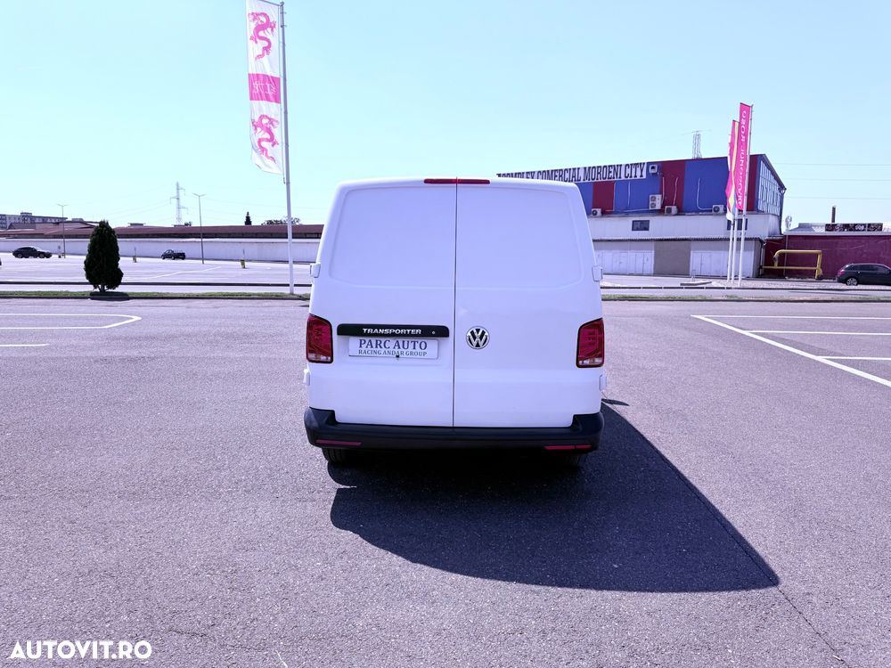 Volkswagen Transporter - 11