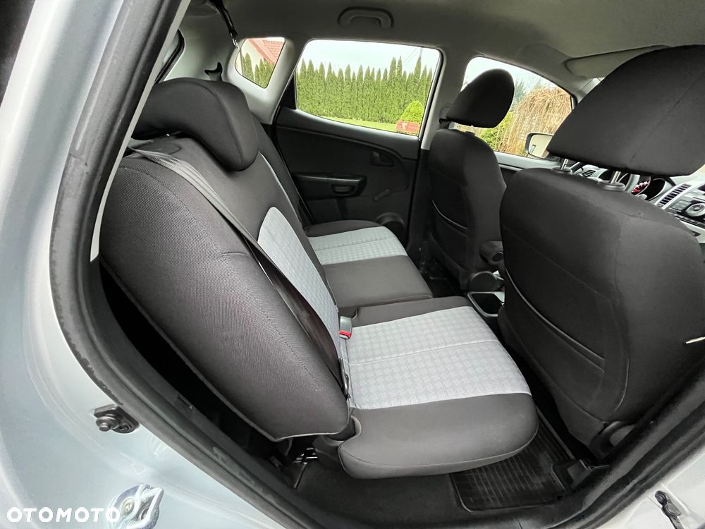 Kia Venga 1.4 M - 33