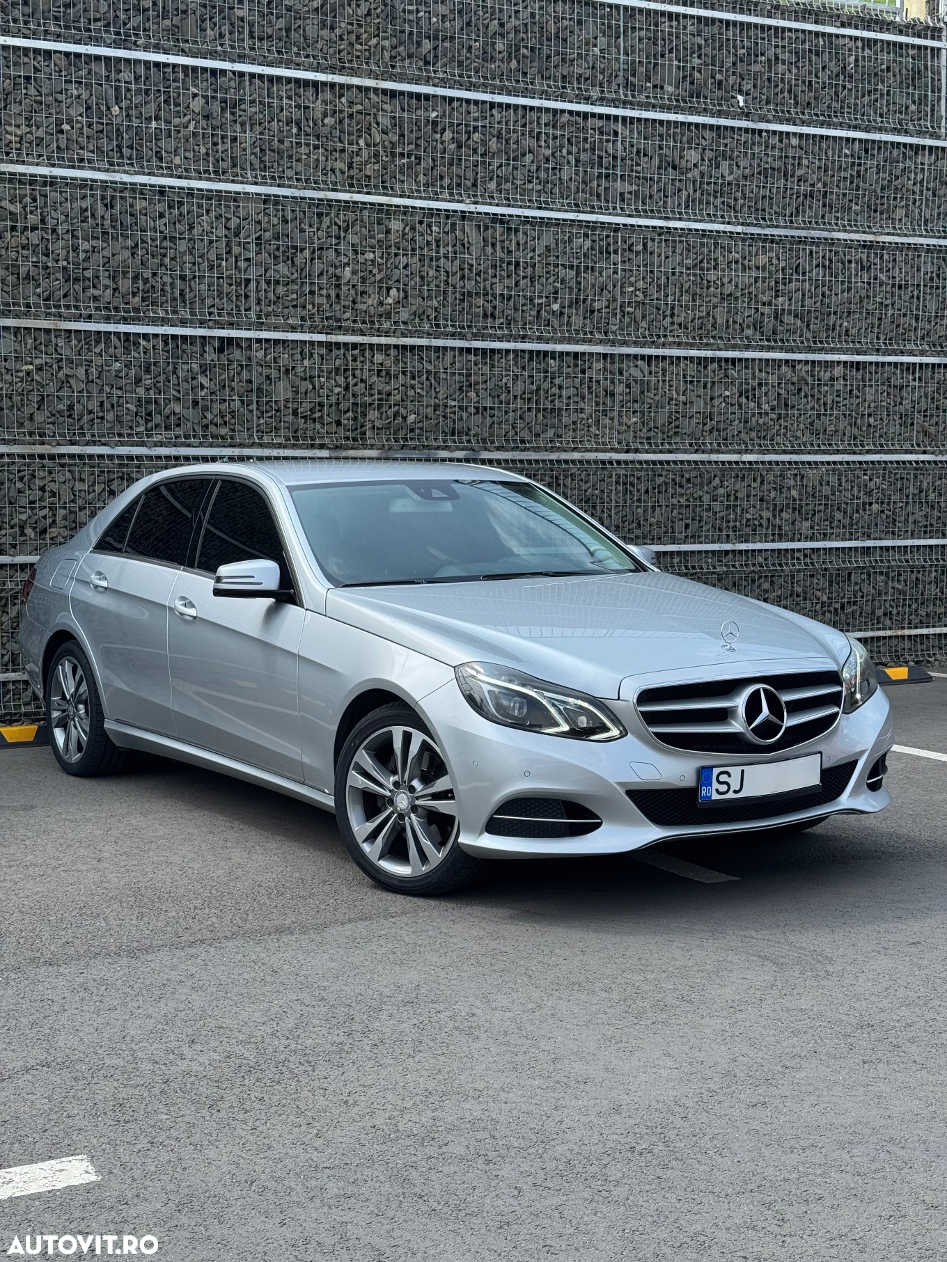 Mercedes-Benz E 300 T BlueTEC HYBRID 7G-TRONIC - 3