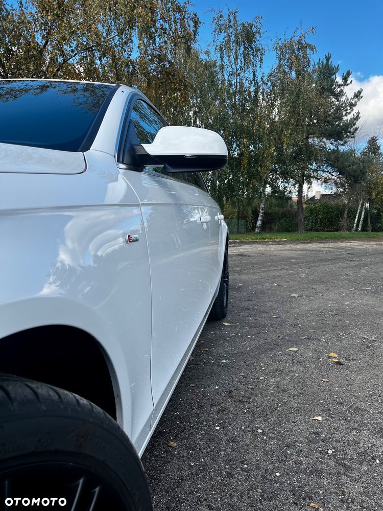 Audi A4 ver-2-0-tdi-dpf-multitronic-s-line-sportpaket - 14