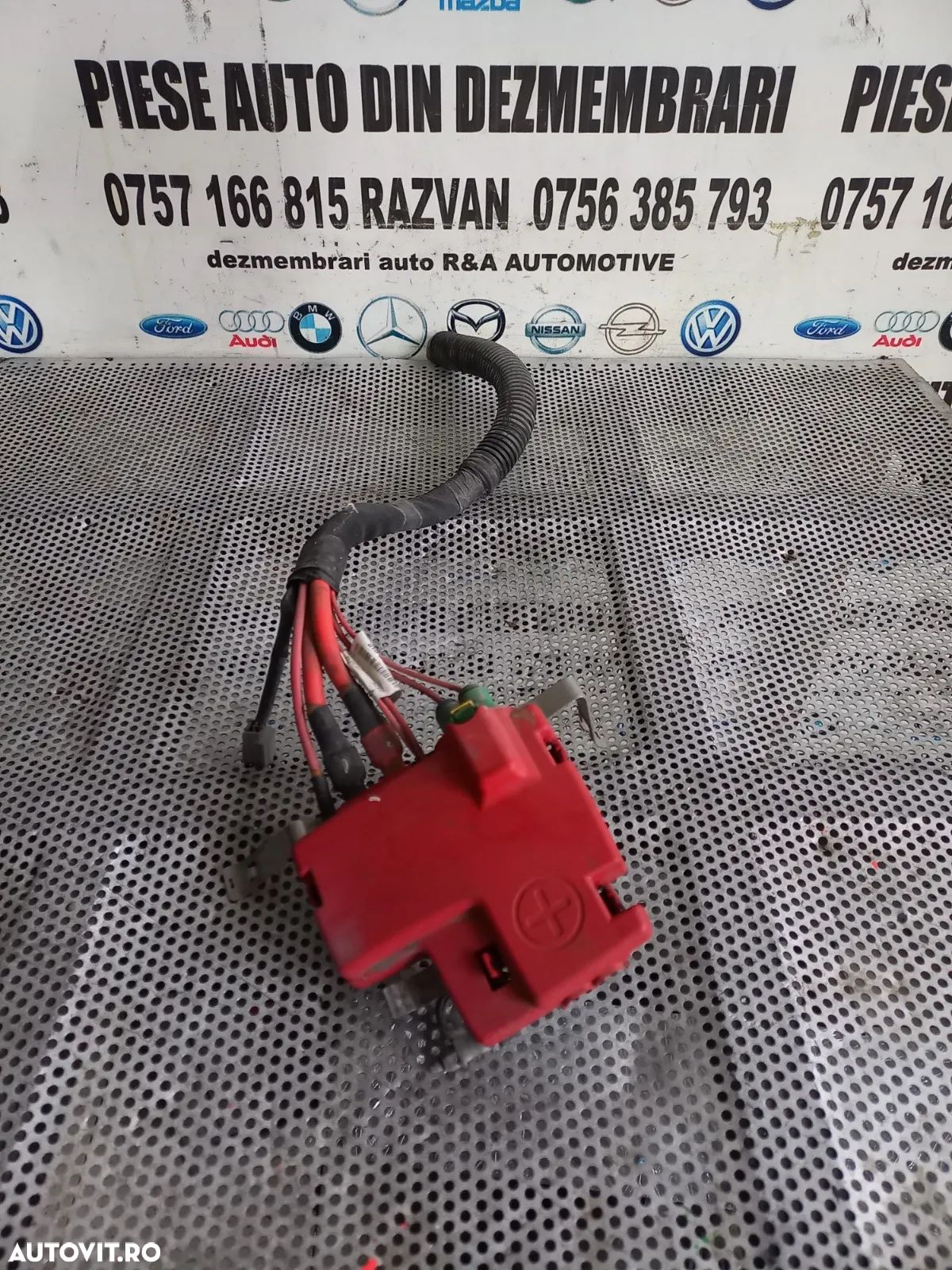 Borna Baterie Plus Opel Movano Renault Master 3 2.3 Dci Euro 5 Motor M9T - Dezmembrari Arad - 1