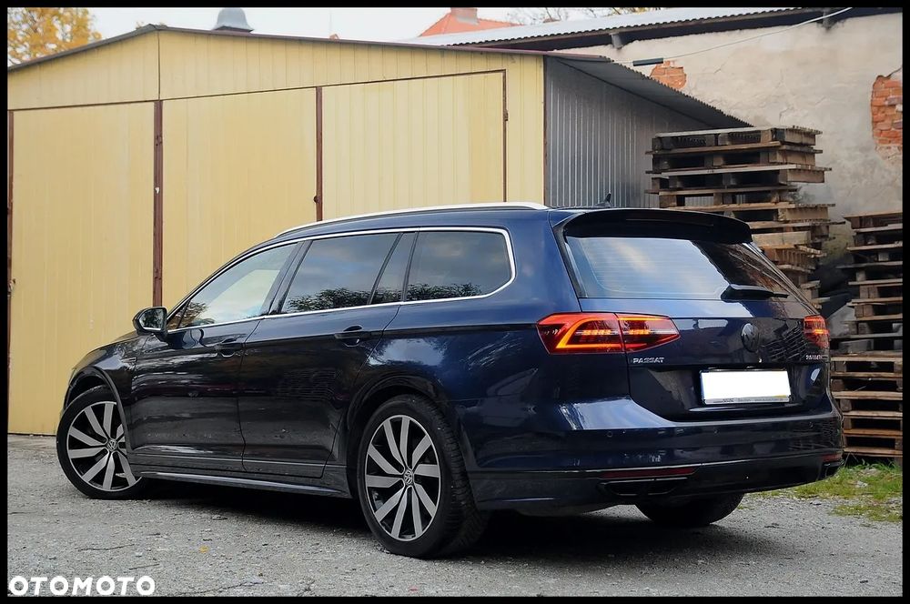 Volkswagen Passat - 22