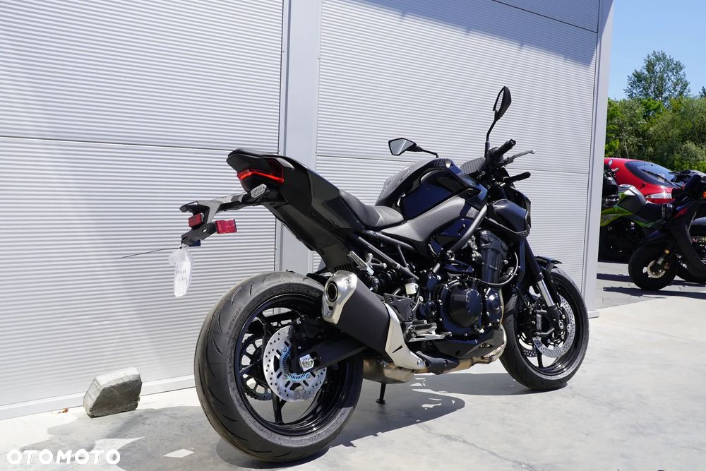 Kawasaki Z 900 - 14