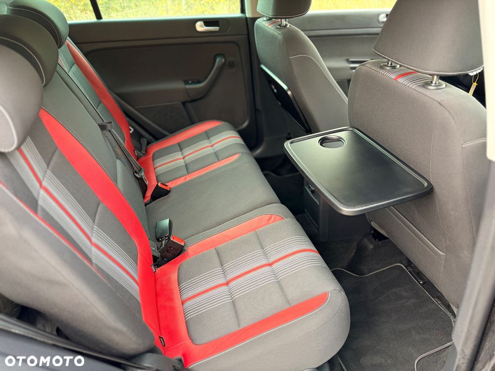 Volkswagen Golf Plus - 8