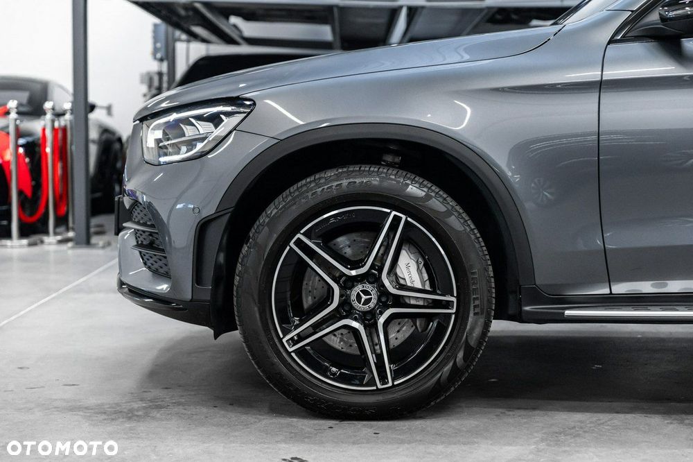 Mercedes-Benz GLC - 14