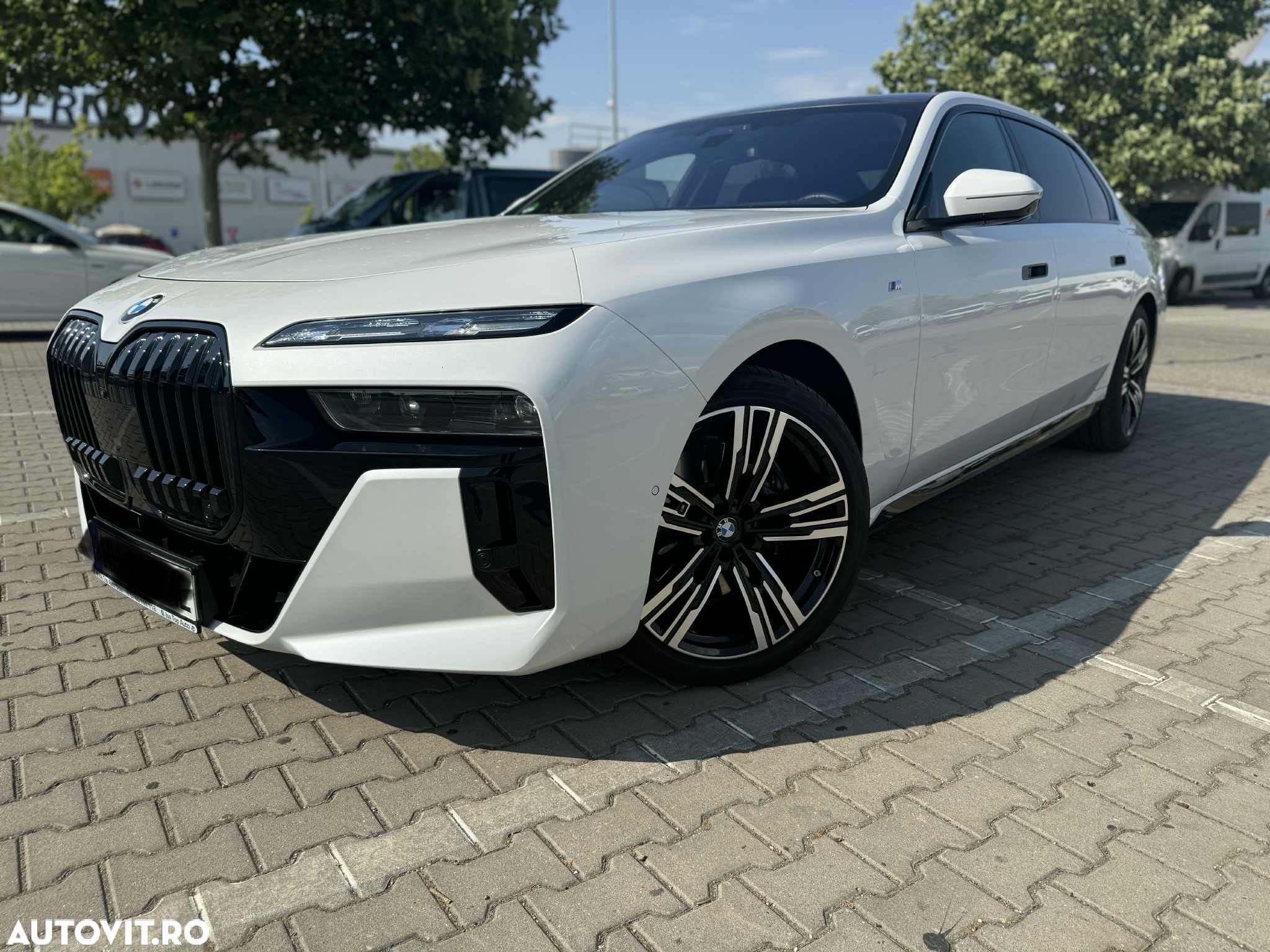 BMW Seria 7 740d xDrive MHEV - 1