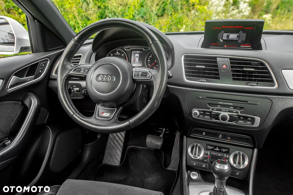Audi Q3 - 22