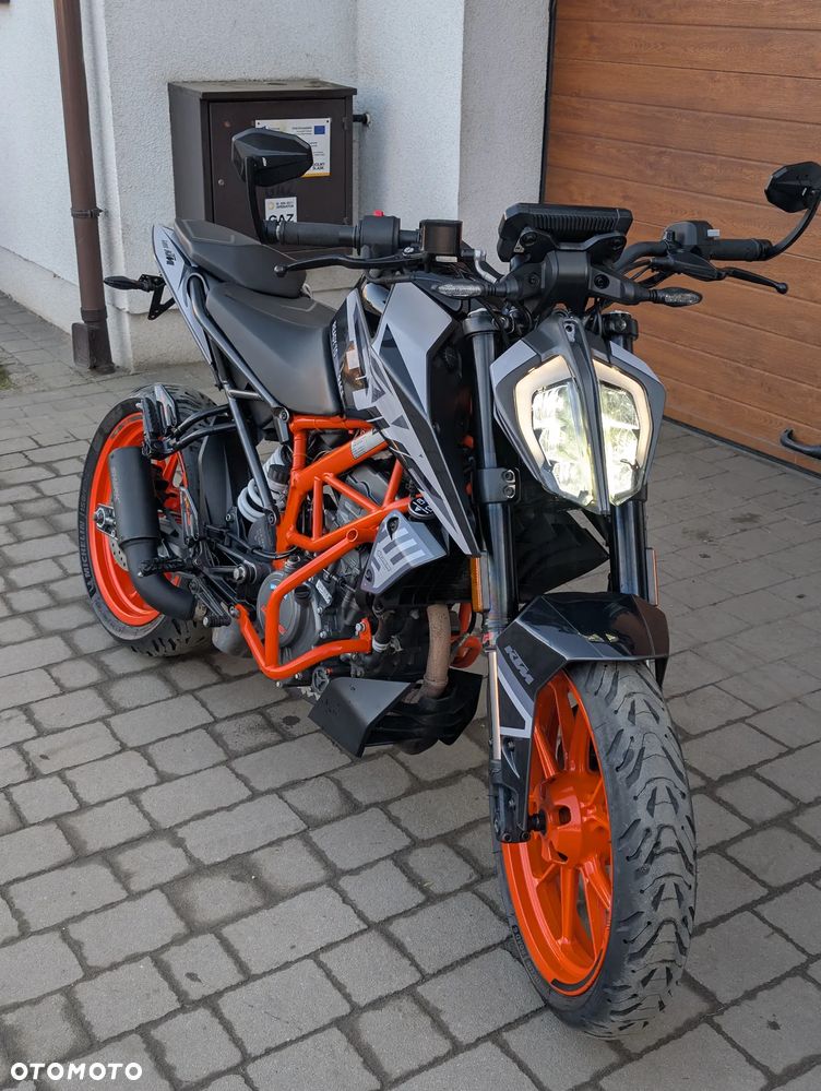 KTM Duke - 4