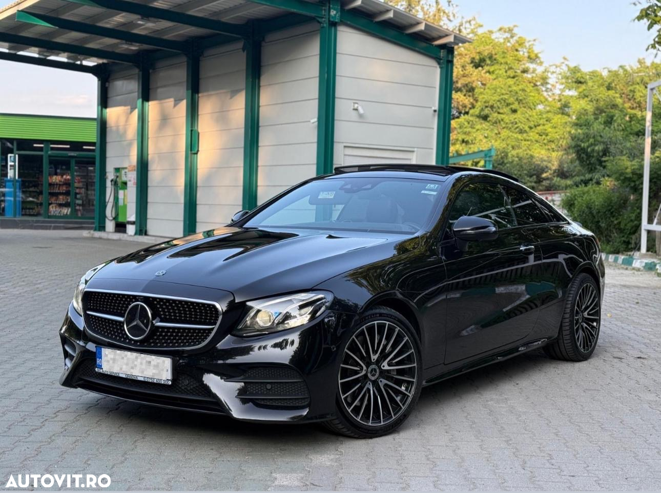 Mercedes-Benz E 400 4Matic Coupe 9G-TRONIC Edition 1 - 2