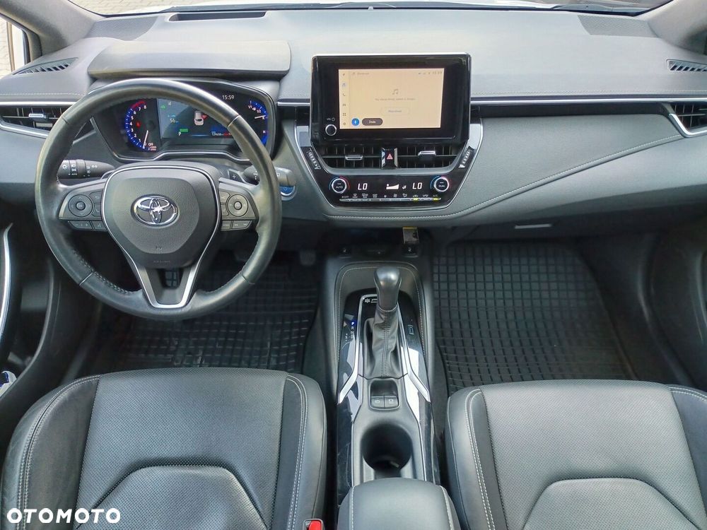 Toyota Corolla - 10