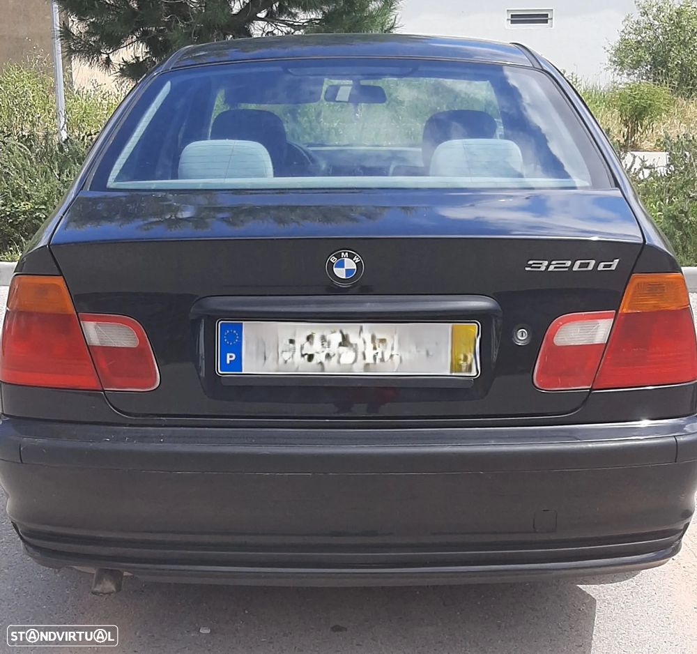 BMW 320 - 4