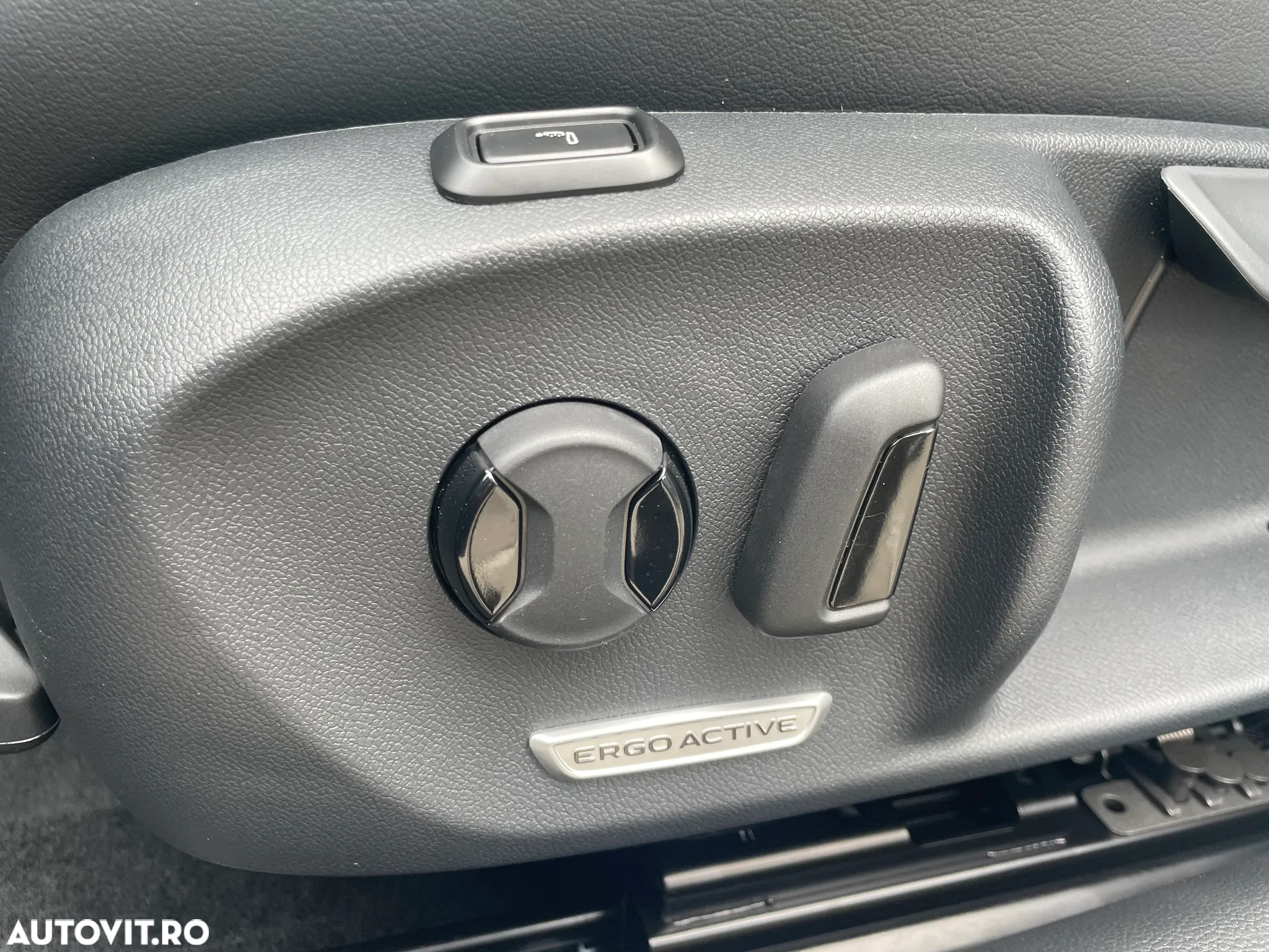 Volkswagen Passat - 18