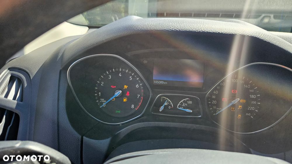 Ford Focus 1.0 EcoBoost 99g Titanium - 8